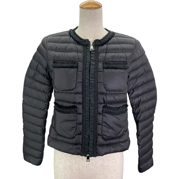 モンクレール MONCLER WELLINGTON ライトダウンジャケット E10934538494 53048 ブラック ナイロン レディース ナイロンジャケット モンクレール MONCLER WELLINGTON ライトダウンジャケット