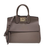 サルヴァトーレ・フェラガモ Salvatore Ferragamo スタジオバッグ 21H159 グレージュ レザー レディース ハンドバッグ ショルダーバッグ