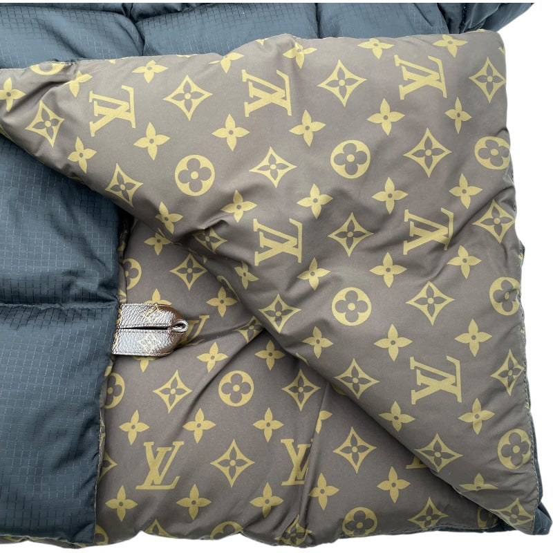 ルイ・ヴィトン LOUIS VUITTON モノグラム裏地パファージャケット FOOW21 ブラック ナイロン レディース その他アウター