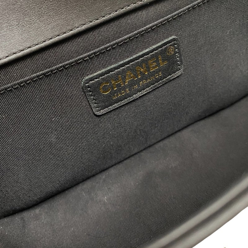 シャネル CHANEL ボーイシャネル25 Vステッチ A67086 ブラック ゴールド金具 ラムスキン レディース ショルダーバッグ