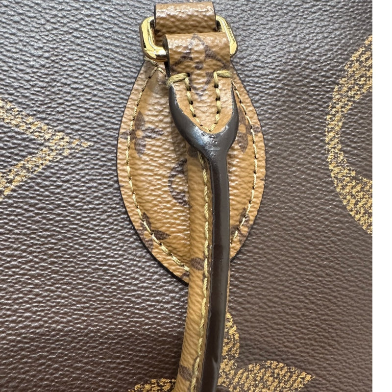 ルイ・ヴィトン LOUIS VUITTON オンザゴーGM　 M45320 ブラウン PVC ユニセックス ハンドバッグ