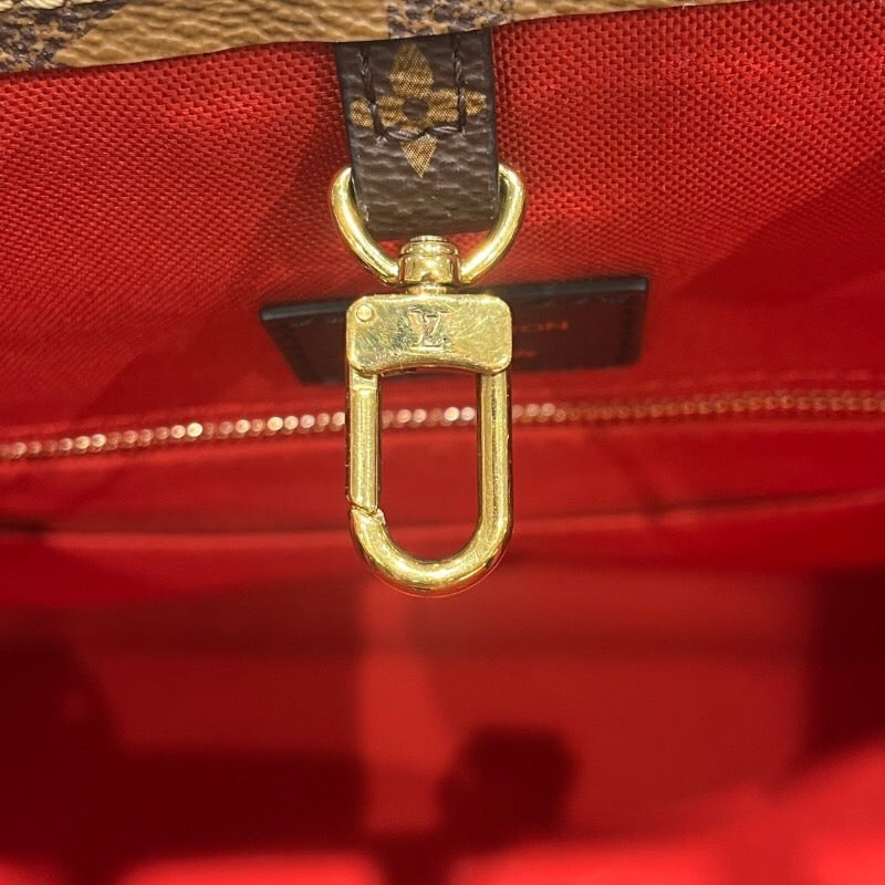 ルイ・ヴィトン LOUIS VUITTON オンザゴーMM M44576 ブラウン モノグラム・ジャイアント・リバース レディース ハンドバッグ