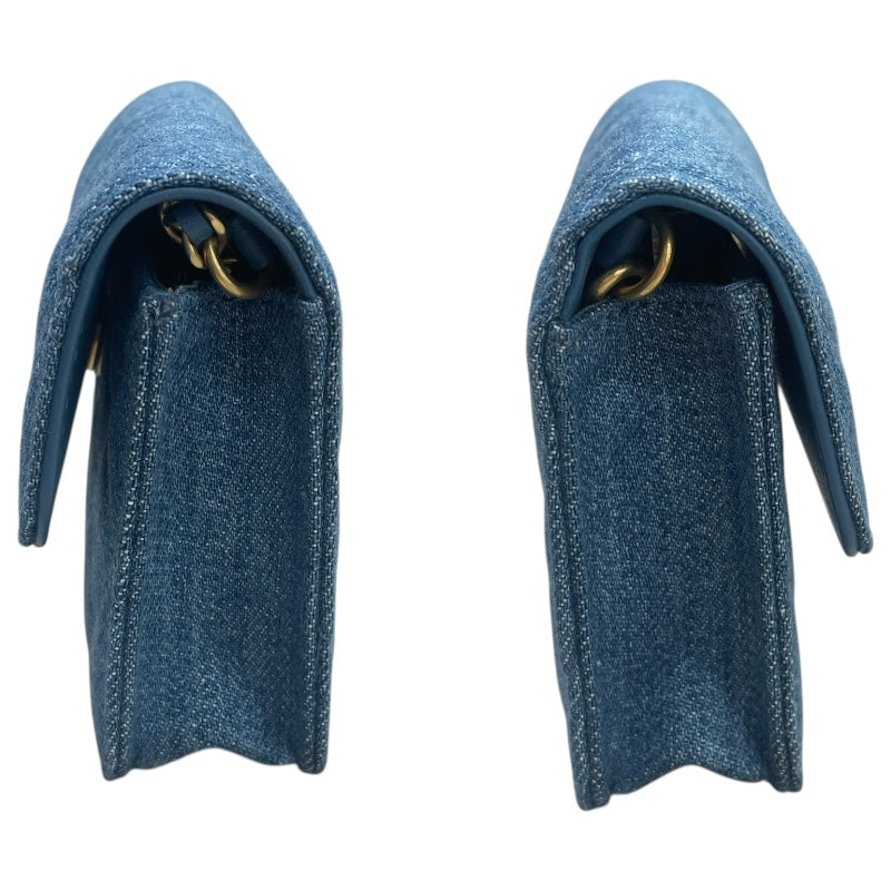 シャネル CHANEL マトラッセミニチェーンウォレット AP1628 デニム ゴールド金具 デニム レディース ウォレットチェーン