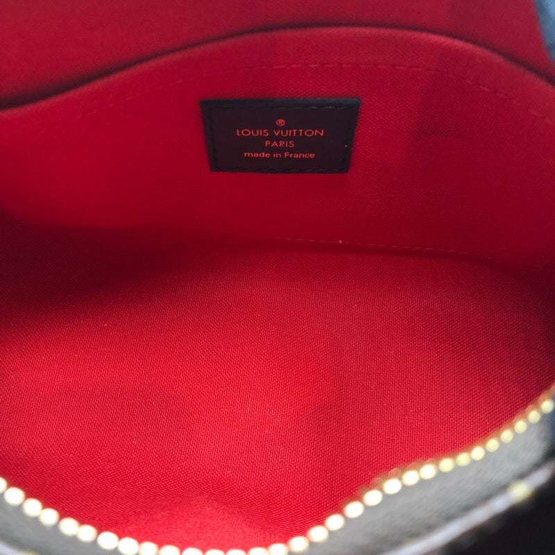 ルイ・ヴィトン LOUIS VUITTON オンザゴーEW M46653 ブラウン モノグラム・ジャイアント・リバース レディース ショルダーバッグ