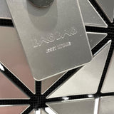 イッセイ ミヤケ ISSEY MIYAKE BAO BAO ISSEY MIYAKE ルーセント トートバッグ12×７ BB53-AG082 シルバー PVC レディース トートバッグ