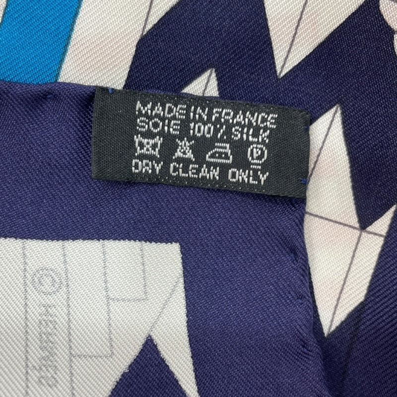 エルメス HERMES カレ90 　PRO MENADE AU FAUBO URG マルチカラー シルク ユニセックス スカーフ