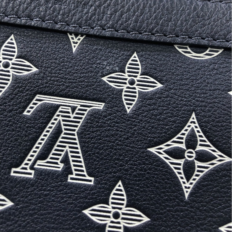 ルイ・ヴィトン LOUIS VUITTON ガストンウェアラブルウォレット M83384 インクブルー モノグラム・シャドウ メンズ ショルダーバッグ