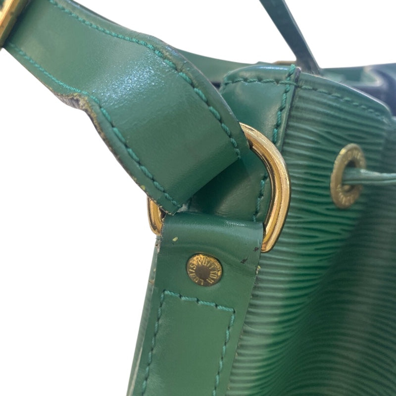 ルイ・ヴィトン LOUIS VUITTON ノエ M44004 ボルネオグリーン エピ