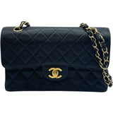 シャネル CHANEL マトラッセ23 A01113 7番台 ブラック GD金具 キャビア レディース ショルダーバッグ