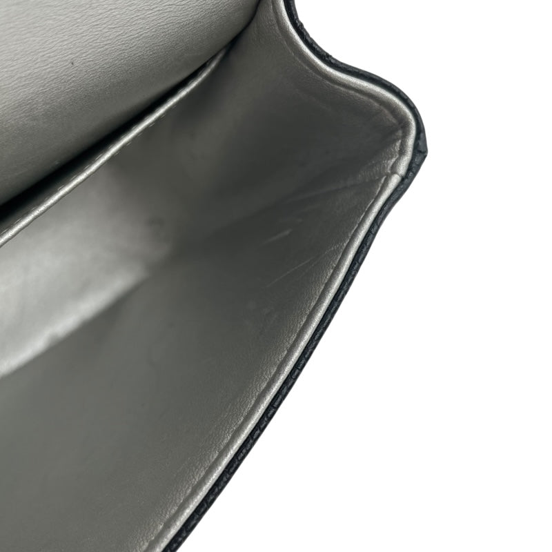 シャネル CHANEL マトラッセ25 A01112 12番台 ブラック SV金具 キャビア レディース ショルダーバッグ