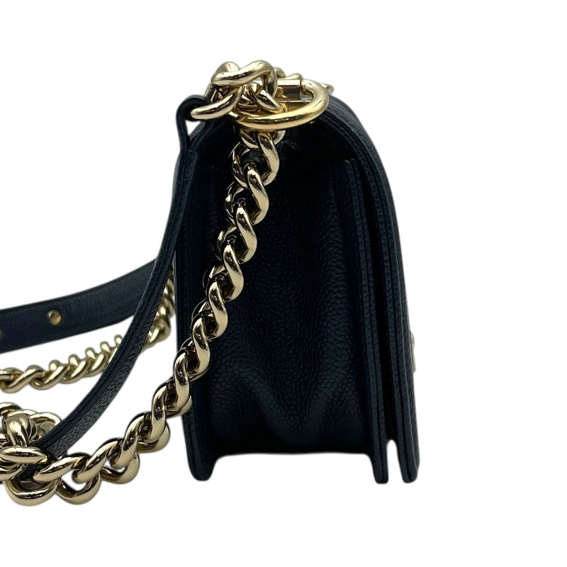 シャネル CHANEL ボーイシャネル20 A67085 28番台 ネイビー　ゴールド金具 キャビアスキン レディース ショルダーバッグ