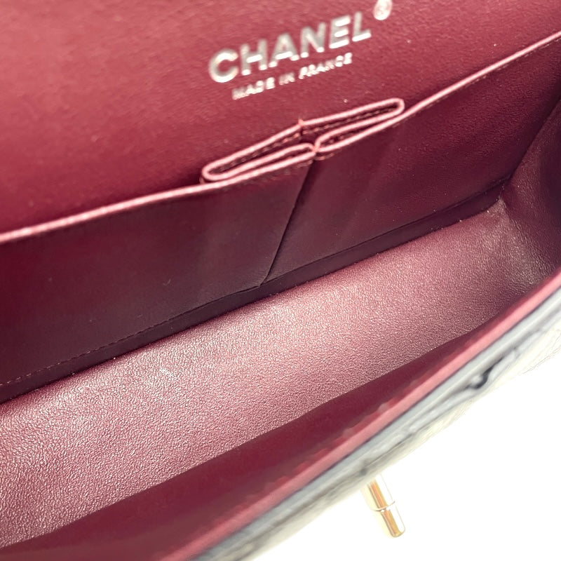 シャネル CHANEL マトラッセ25 A01112 25番台 ブラック SV金具 キャビアスキン レディース ショルダーバッグ