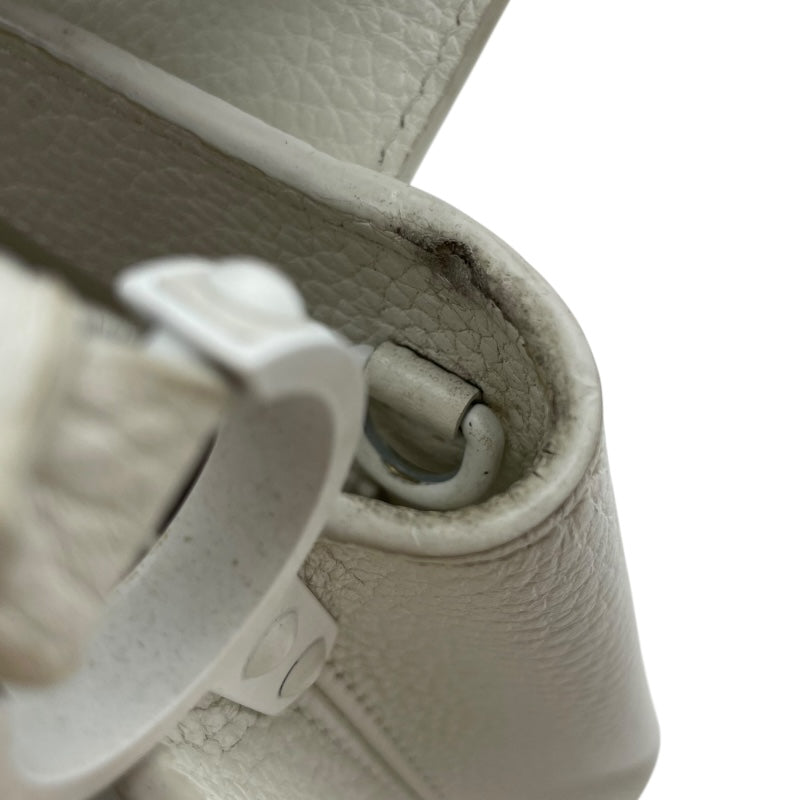 ルイ・ヴィトン LOUIS VUITTON カプシーヌMINI M53960 ホワイト トリヨン レディース ショルダーバッグ