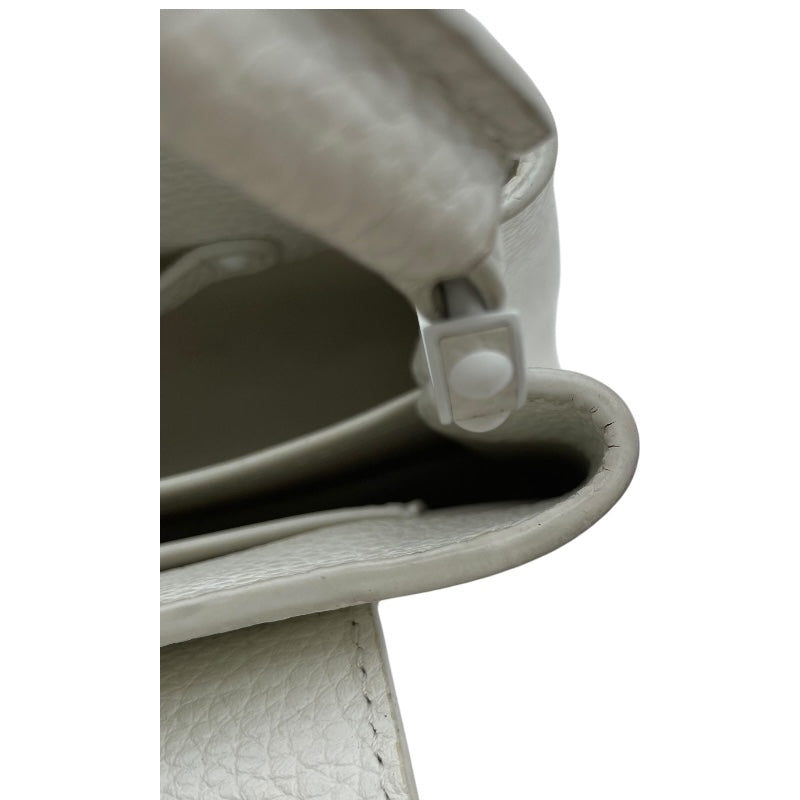 ルイ・ヴィトン LOUIS VUITTON カプシーヌMINI M53960 ホワイト トリヨン レディース ショルダーバッグ