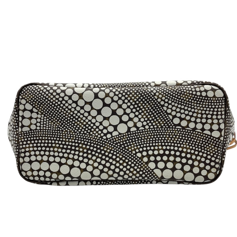 ルイ・ヴィトン LOUIS VUITTON ネヴァーフルMM 草間彌生コラボ M40684 ブラウン モノグラム・ヴェーブ レディース トートバッグ