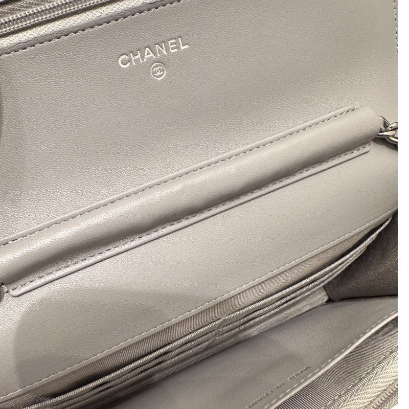 シャネル CHANEL マトラッセチェーンウォレット AP0250 グレー ラムスキン レディース ショルダーバッグ