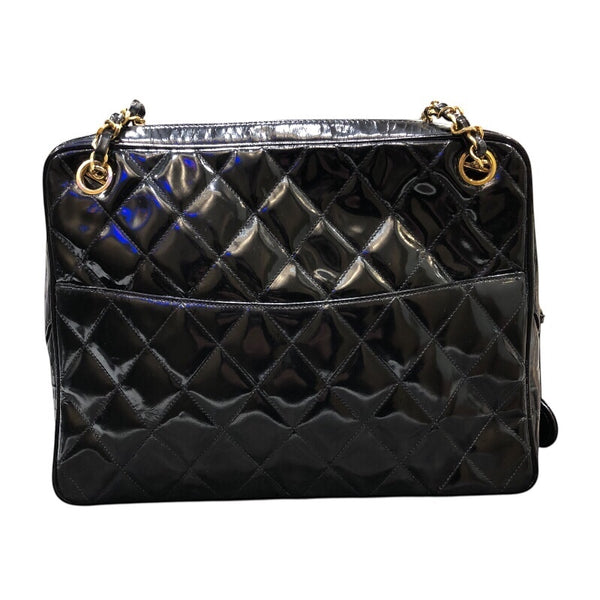 シャネル CHANEL マトラッセチェーンショルダーバッグ ブラック・ゴールド金具 エナメル レディース ショルダーバッグ
