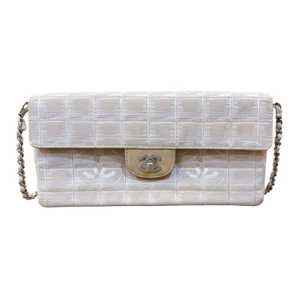 シャネル CHANEL ニュートラベルラインセミショルダーバッグ A15316