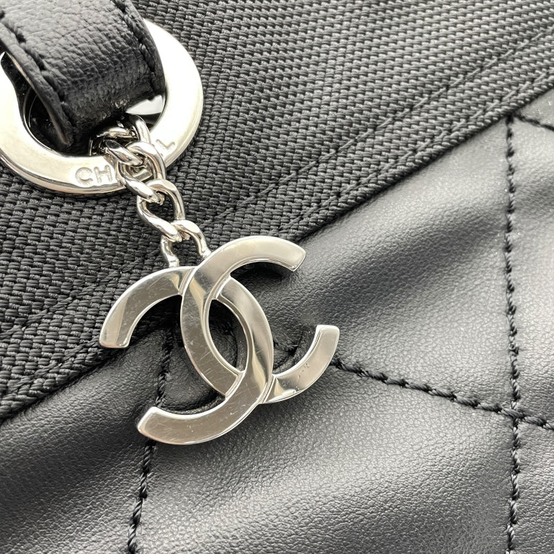 シャネル CHANEL パリビアリッツトートPM A34208 11番台 ブラック SV金具 コーティングキャンバス レディース トートバッグ