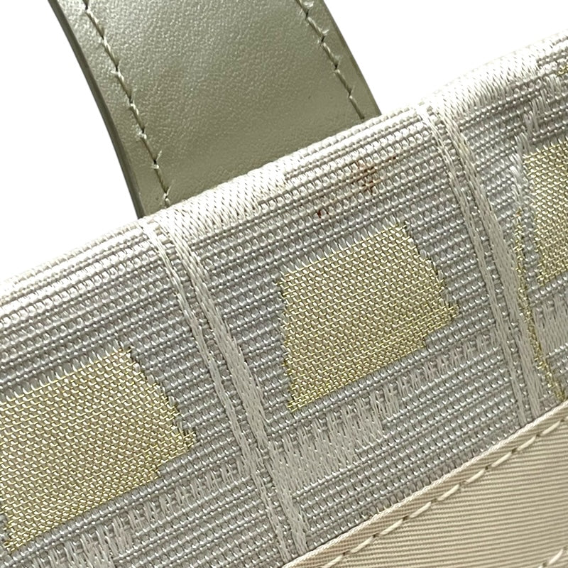 シャネル CHANEL ニュートラベルライントートPM A20457 10番台 シャンパンゴールド SV金具 ナイロンジャガード レディース ハンドバッグ