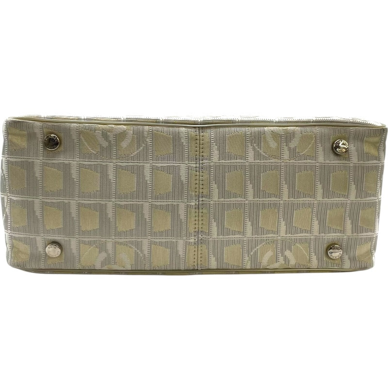 シャネル CHANEL ニュートラベルライントートPM A20457 10番台 シャンパンゴールド SV金具 ナイロンジャガード レディース ハンドバッグ