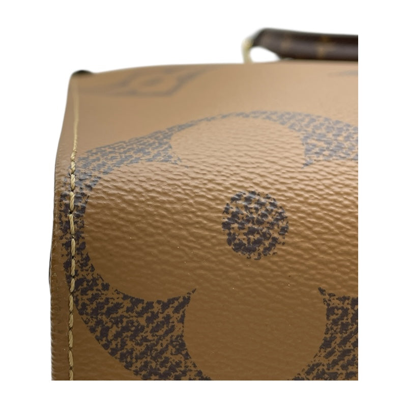 ルイ・ヴィトン LOUIS VUITTON オンザゴーMM M45321 ブラウン モノグラムキャンバス･ジャイアント・リバースキャンバス レディース トートバッグ