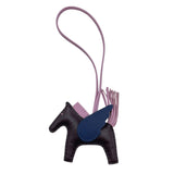 エルメス HERMES ロデオペガサスPM Z刻 ルージュセリエxブルーサフィールxモーヴシルベストル アニョーミロ レディース チャーム