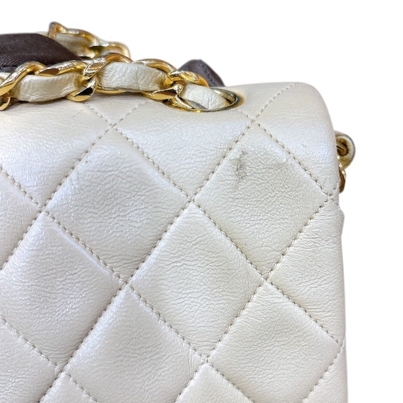 シャネル CHANEL マトラッセチェーンショルダーバッグ ラムスキン