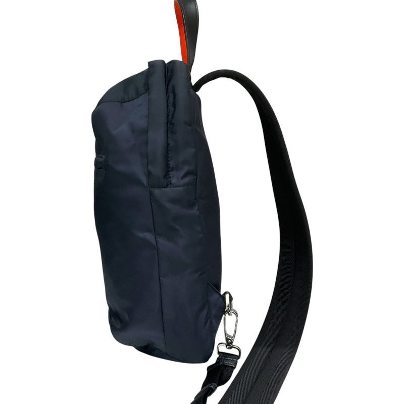 PRADA ナイロンリュック　ファスナー プラダ PRADA ﾅｲﾛﾝ ｽﾘﾝｸﾞﾊﾞｯｸﾞ 2VZ023 ネイビー/オレンジ ナイロン