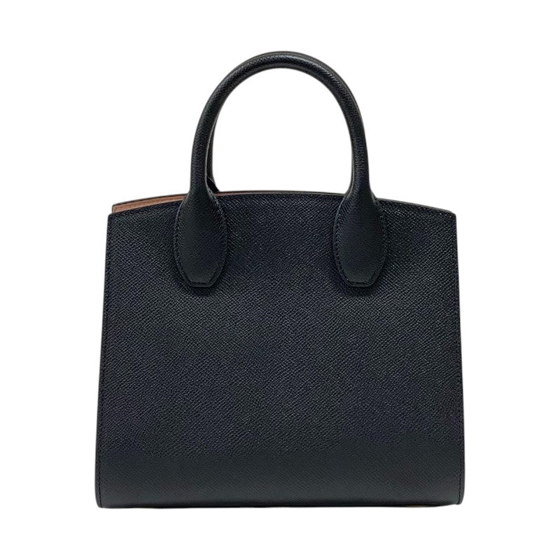 サルヴァトーレ・フェラガモ Salvatore Ferragamo スタジオボックス 