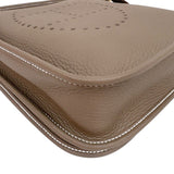 エルメス HERMES エヴリン3 PM K刻印　(2025年製) エトゥープ　ゴールド金具 トリヨンクレマンス レディース ショルダーバッグ