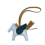 エルメス HERMES ロデオペガサスPM Z刻 ブループリュム/セサミ/ヴェール アニョーミロ ユニセックス キーホルダー