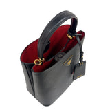 プラダ PRADA パニエ 1BA212 ブラック　ゴールド金具 サフィアーノレザー レディース ショルダーバッグ