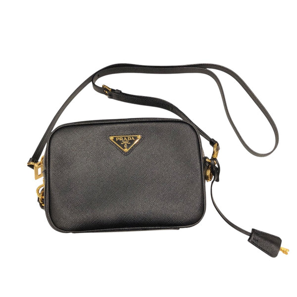 プラダ PRADA カメラバッグ BP0173 ブラック サフィアーノレザー レディース ショルダーバッグ プラダ PRADA カメラバッグ BP0173 ブラック サフィアーノレザー