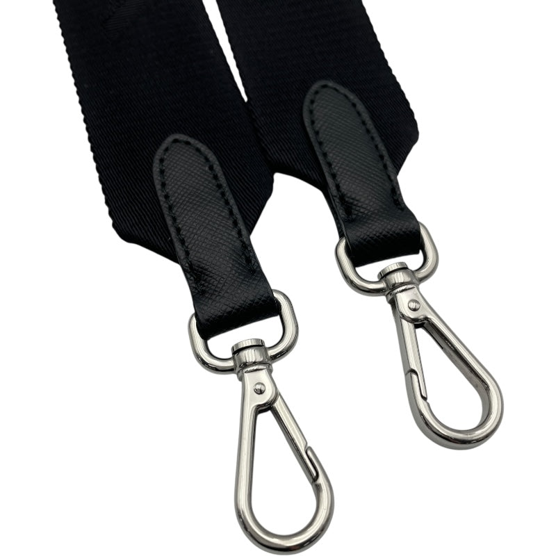 入手困難✨ プラダ PRADA ショルダーストラップ ロゴ金具 ユニセックス