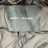 マークジェイコブス MARC JACOBS ロゴ総柄パファージャケット V231M16FA22 ブラック ポリエステル メンズ ダウンジャケット