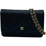 シャネル CHANEL マトラッセ チェーンウォレット A33814 21番台 ブラック GD金具 キャビア レディース ショルダーバッグ