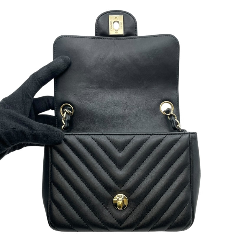 シャネル CHANEL チェーンショルダーバッグ Vステッチ 23番台 ブラック