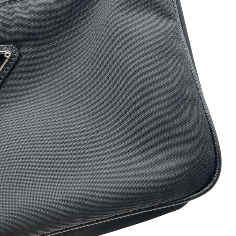 プラダ PRADA Re-Edition ショルダー 1BH204 ブラック　シルバー金具 リナイロン レディース ショルダーバッグ プラダ PRADA Re-Edition 2005 バッグ 1BH204 ブラック シルバー金具
