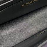 シャネル CHANEL マトラッセ20 A69900 ネイビー×マルチカラー ゴールド金具 ファブリック レディース ショルダーバッグ