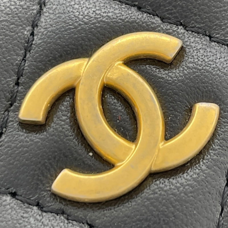 シャネル CHANEL フリルチェーンウォレット 30番台 ブラック GD金具 ラム レディース ショルダーバッグ シャネル CHANEL フリルチェーンウォレット 30番台 ブラック GD金具