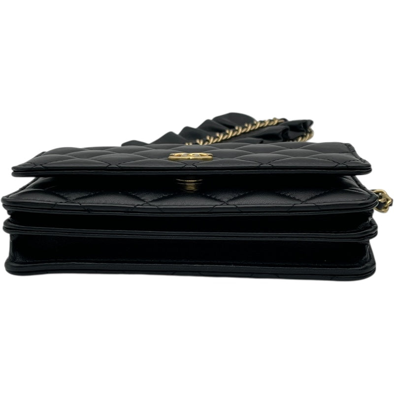 シャネル CHANEL フリルチェーンウォレット 30番台 ブラック GD金具 ラム レディース ショルダーバッグ シャネル CHANEL フリルチェーンウォレット 30番台 ブラック GD金具