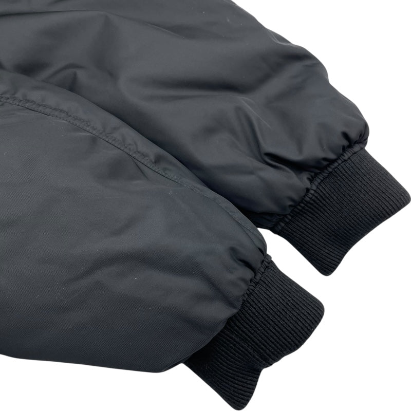 プラダ PRADA トライアングルロゴボンバージャケット SGB903 ブラック