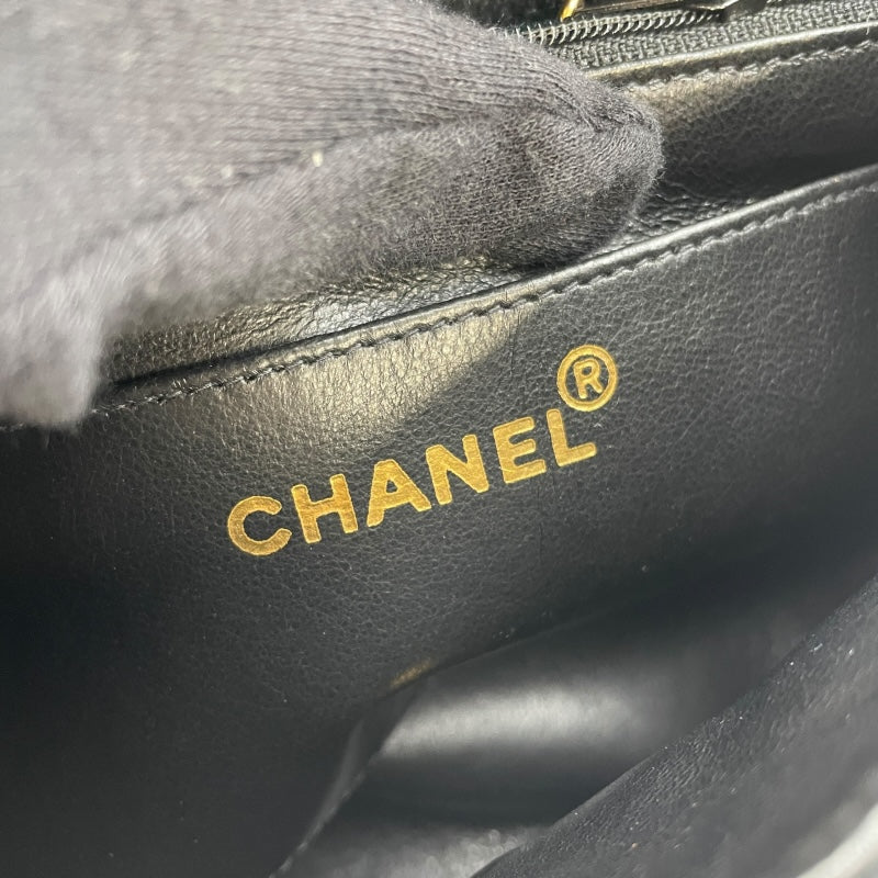 シャネル CHANEL ミニマトラッセ18 A35200 2番台 ブラック GD金具