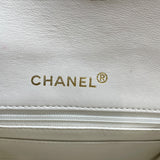 シャネル CHANEL ミニマトラッセ18 A01115 1番台 ホワイト GD金具 ラムスキン レディース ショルダーバッグ