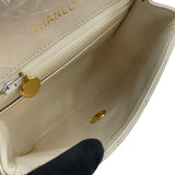 シャネル CHANEL ミニマトラッセ18 A01115 1番台 ホワイト GD金具 ラムスキン レディース ショルダーバッグ