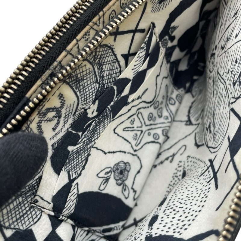 シャネル CHANEL ココマークチェーンウォレット 26番台 ブラック GD