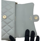 シャネル CHANEL マトラッセ フォンショルダー ライトグレー GD金具 ラムスキン レディース ショルダーバッグ