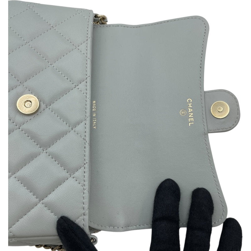 シャネル CHANEL マトラッセ フォンショルダー ライトグレー GD金具 ラムスキン レディース ショルダーバッグ シャネル CHANEL マトラッセ フォンショルダー ライトグレー GD金具