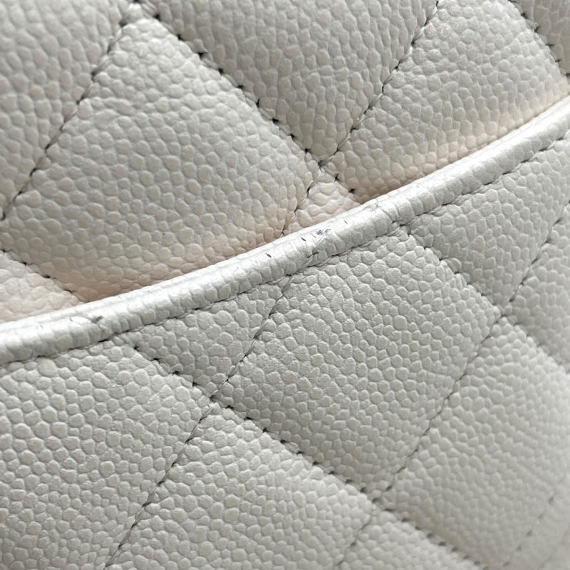 シャネル CHANEL マトラッセチェーンウォレット AP0250 ホワイト SV